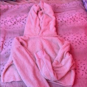 Cropped fuzzy hoodie